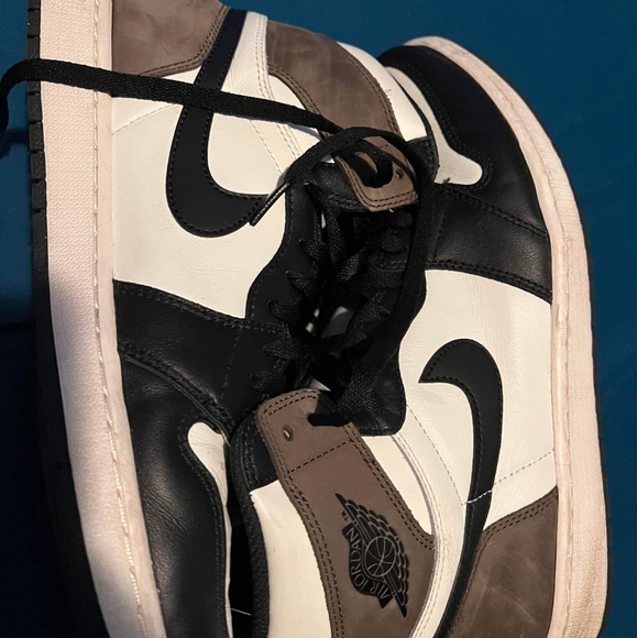 Jordan Other - Jordan 1 - Mocha - Size 12